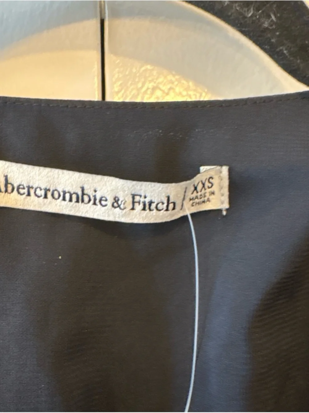 Abercrombie & Fitch Black Tie-Front Cropped Blouse